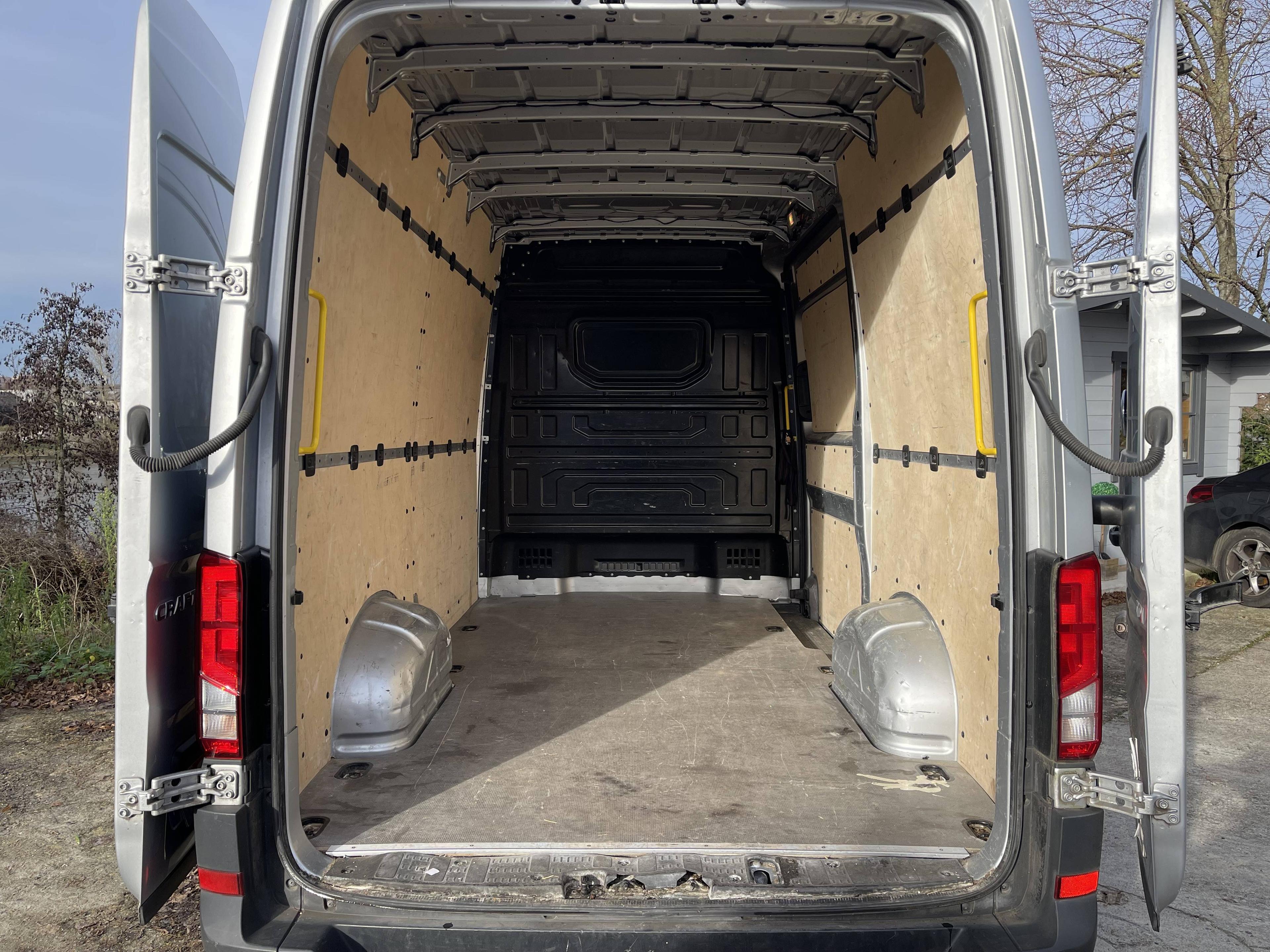 VOLKSWAGEN VOLKSWAGEN CRAFTER