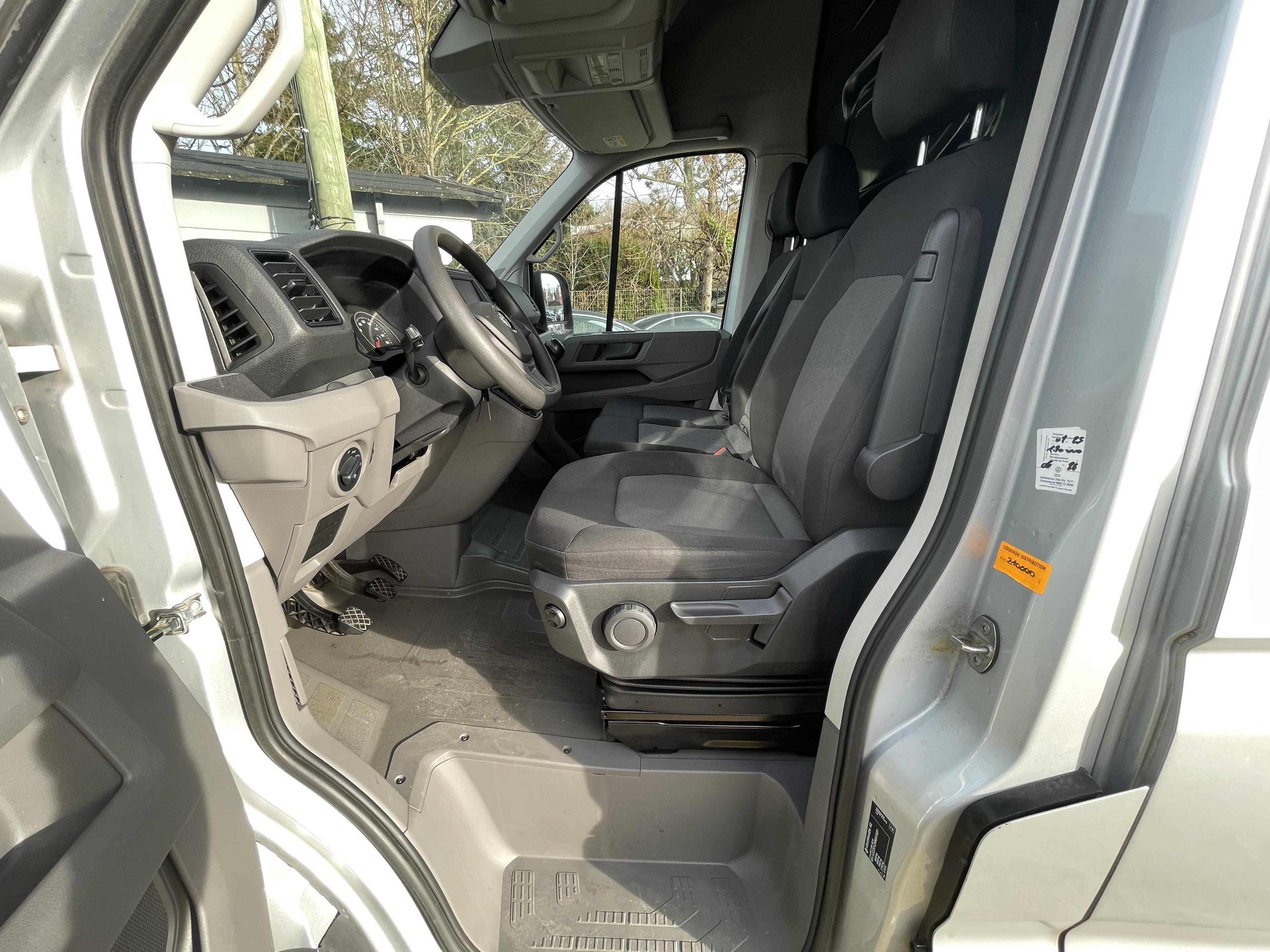 VOLKSWAGEN VOLKSWAGEN CRAFTER