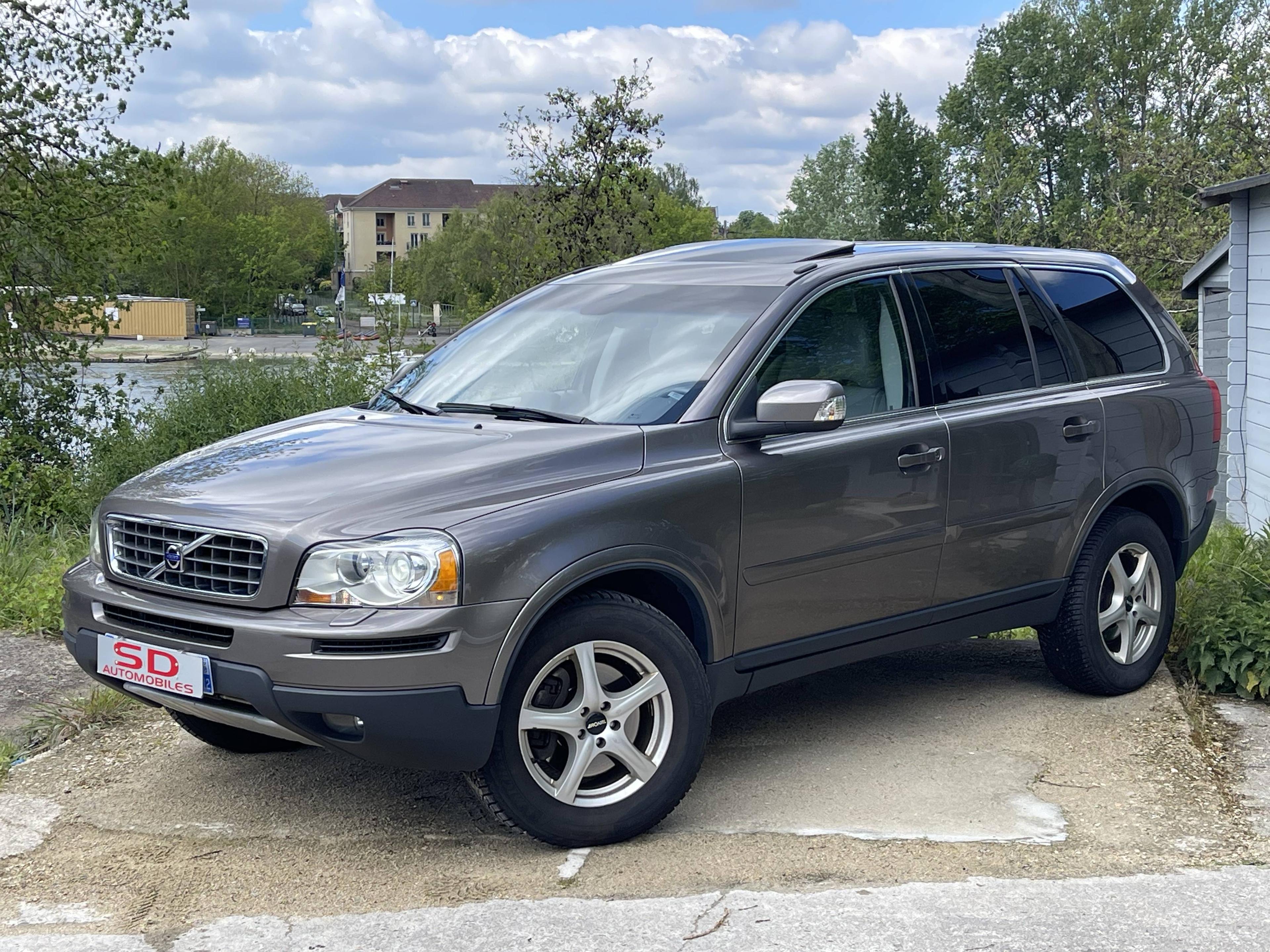 VOLVO XC90