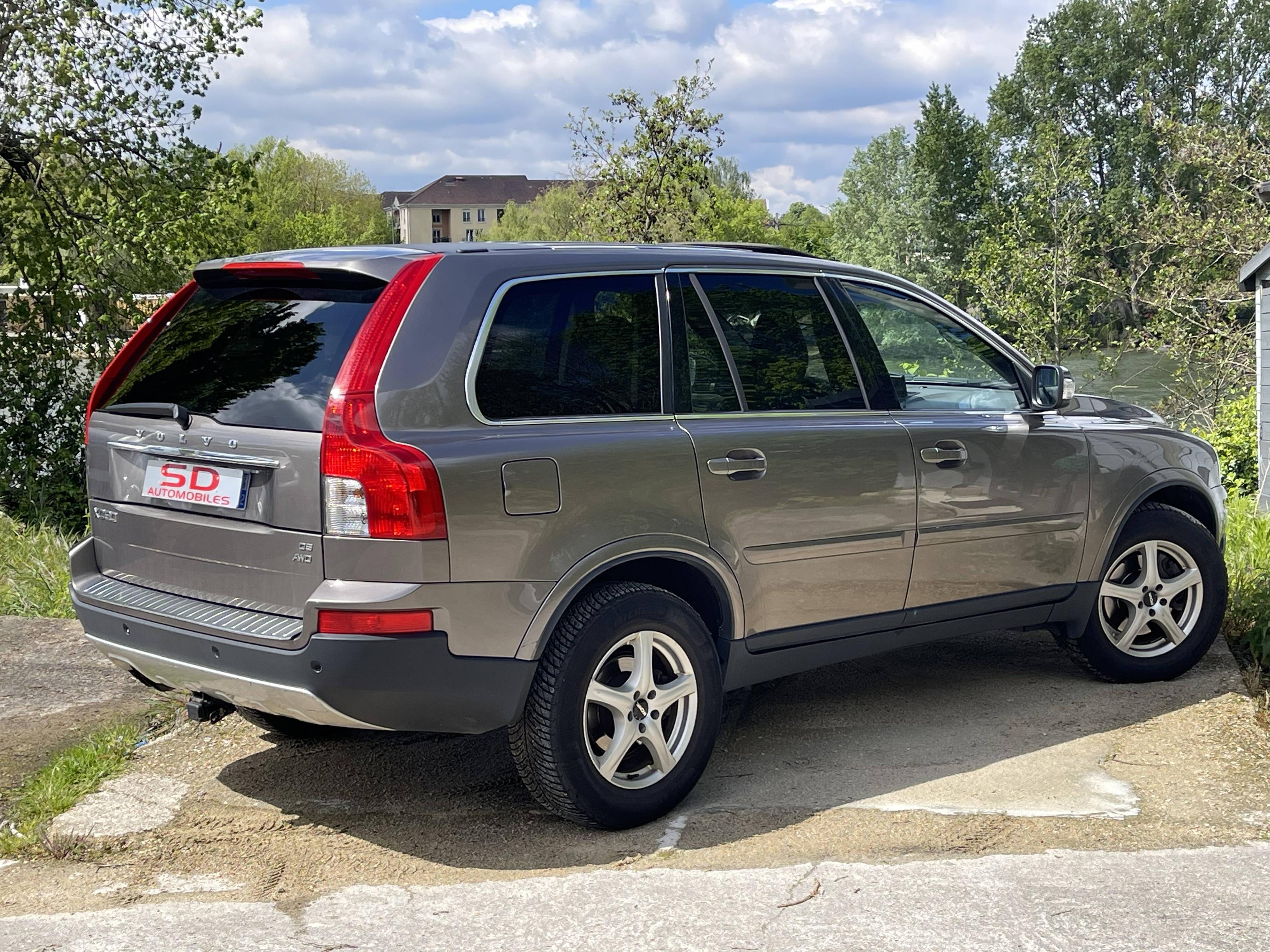 VOLVO XC90