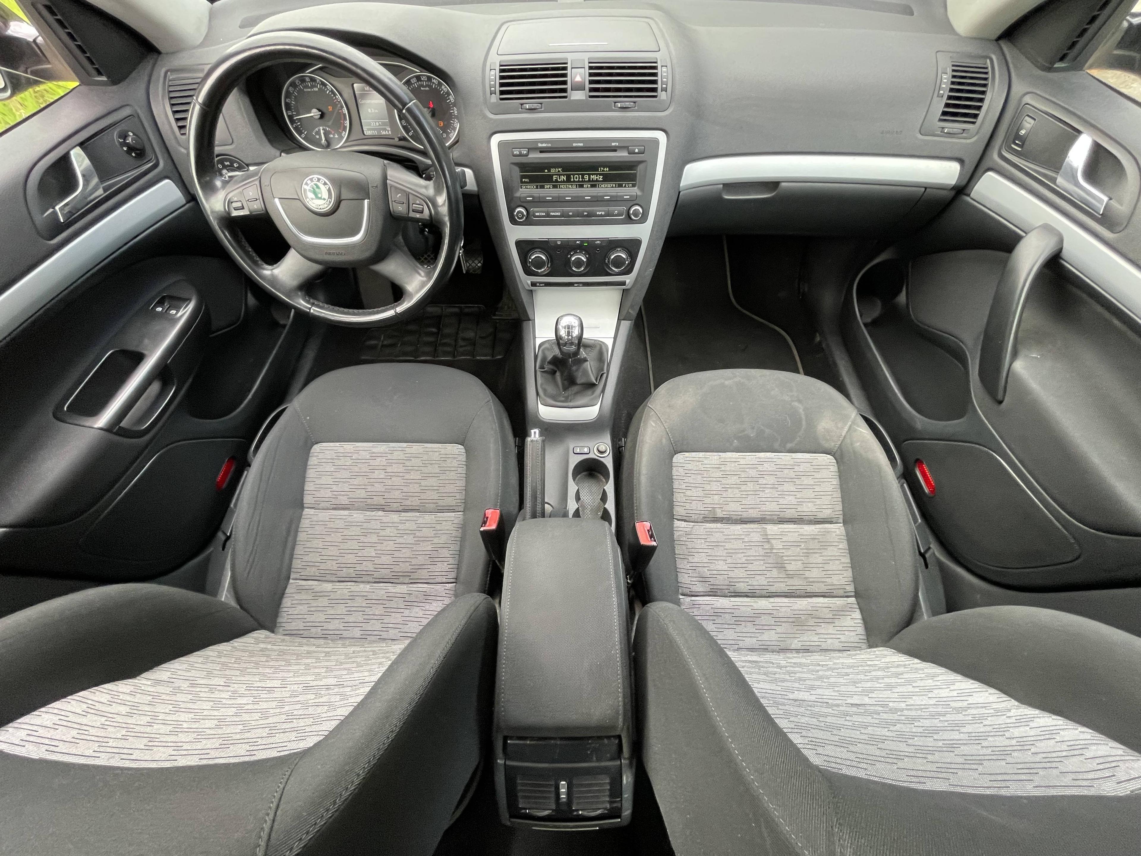 SKODA OCTAVIA