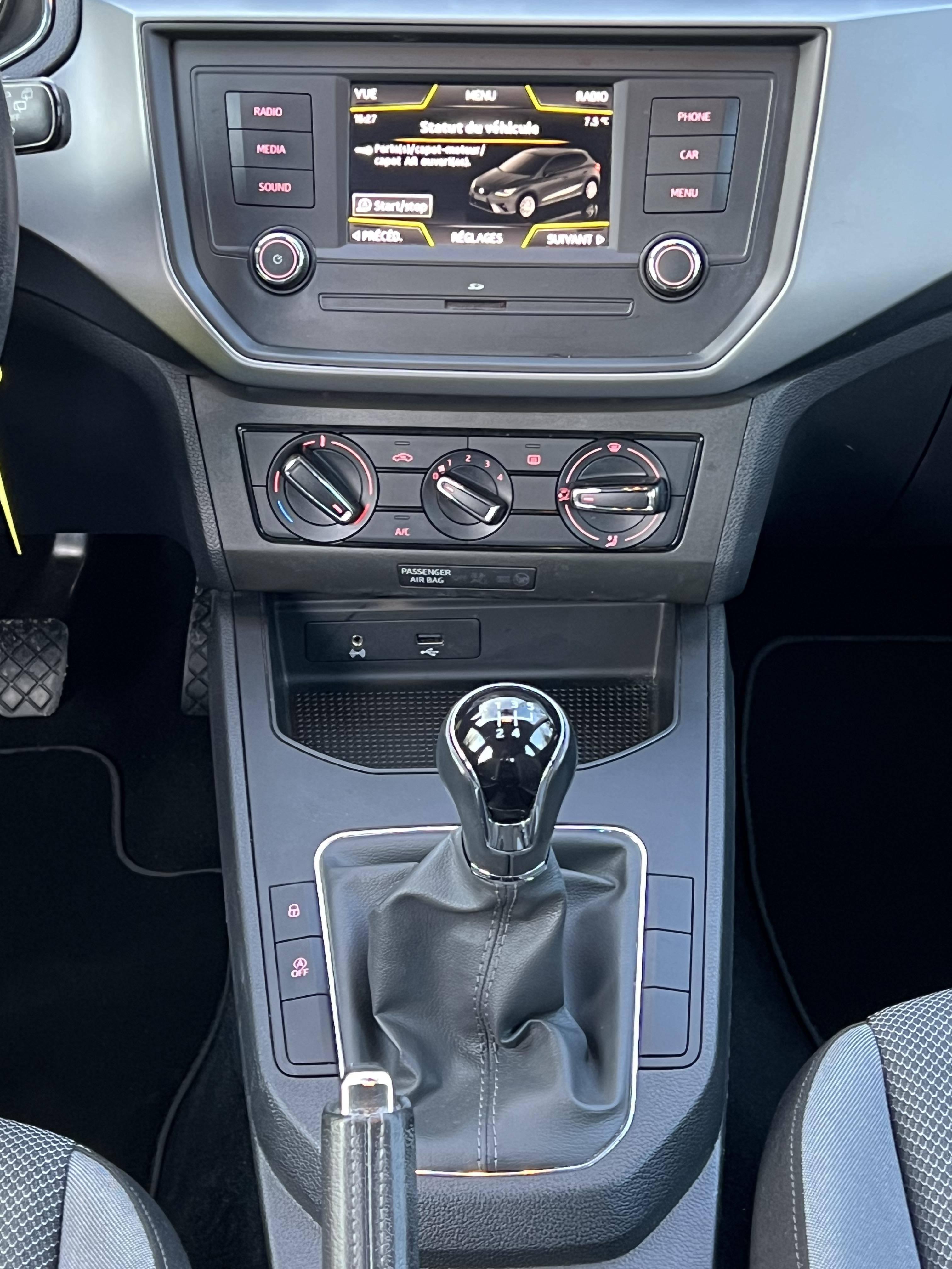 SEAT IBIZA