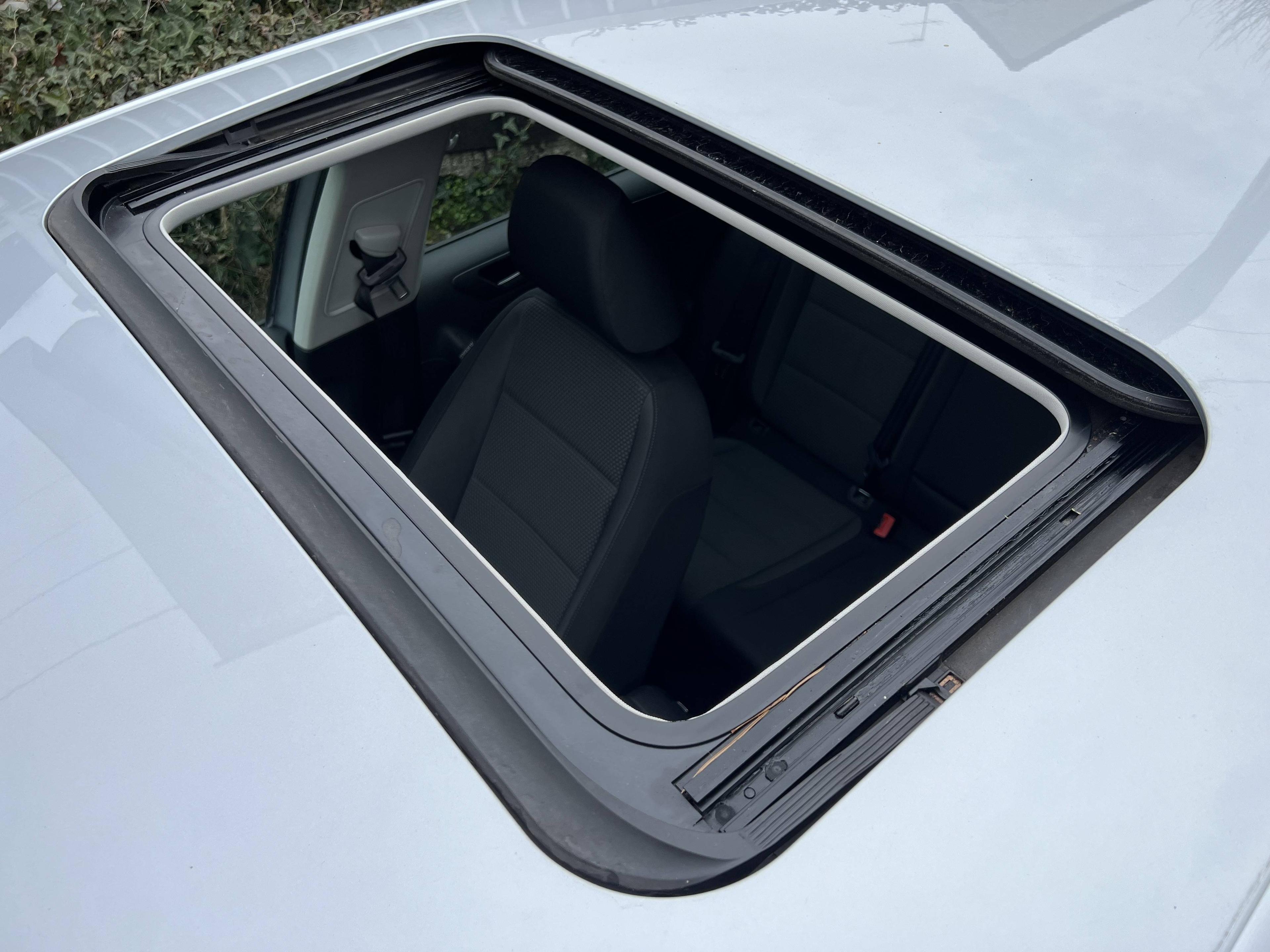 VOLKSWAGEN VOLKSWAGEN GOLF