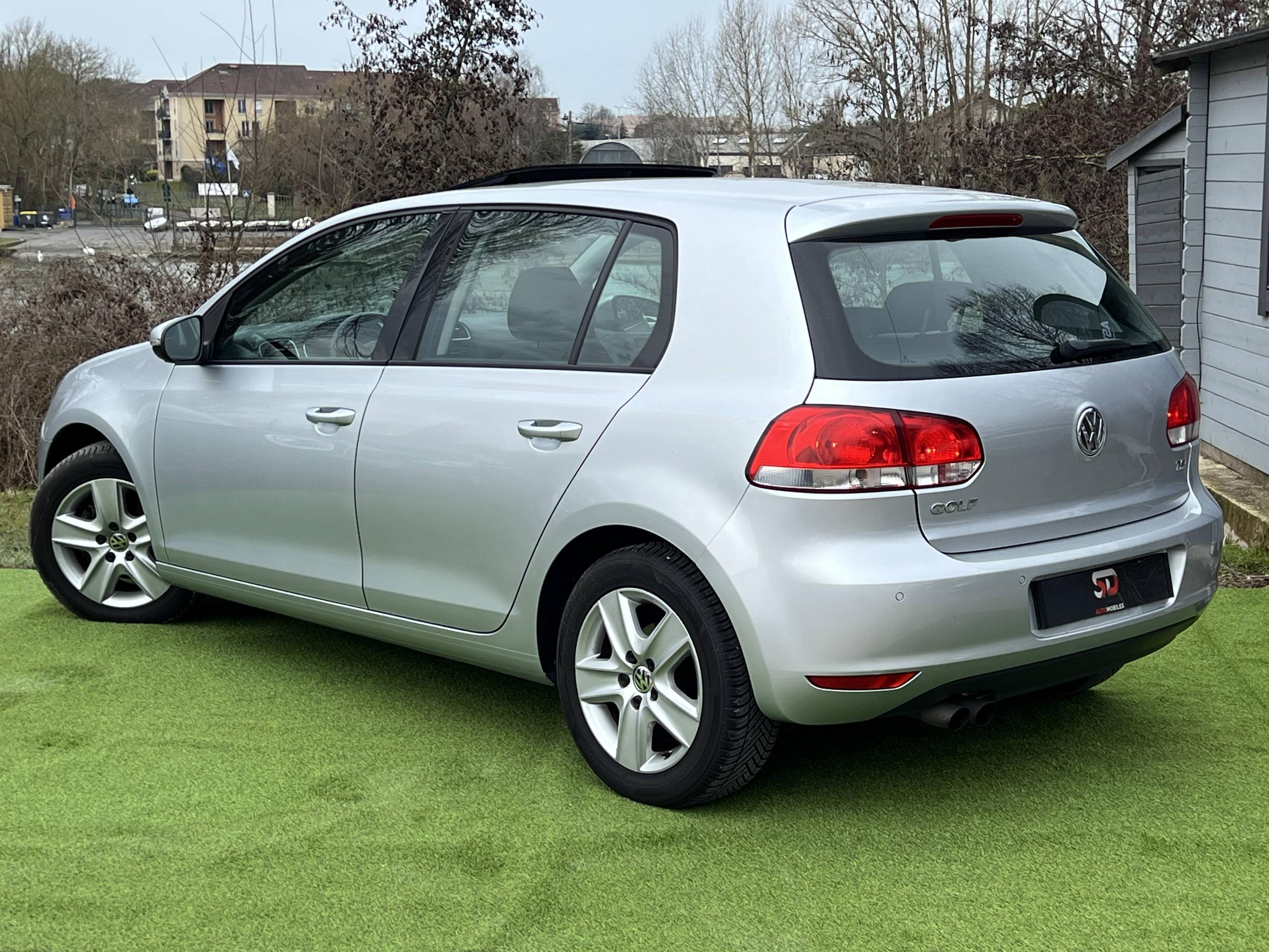 VOLKSWAGEN VOLKSWAGEN GOLF