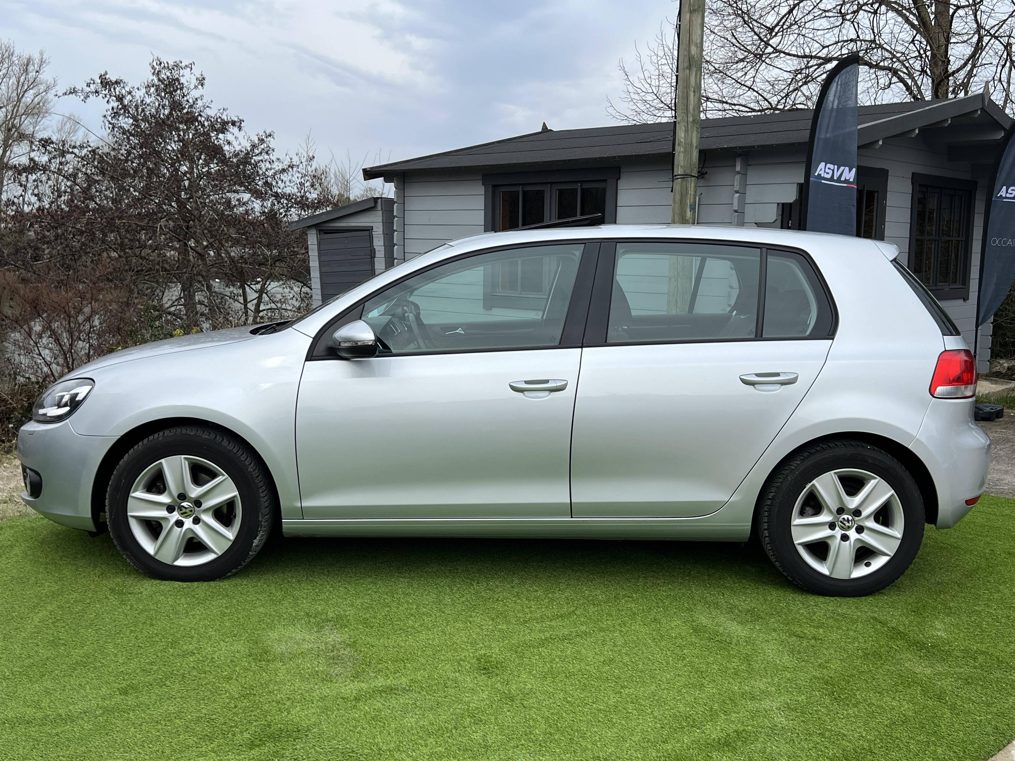 VOLKSWAGEN VOLKSWAGEN GOLF