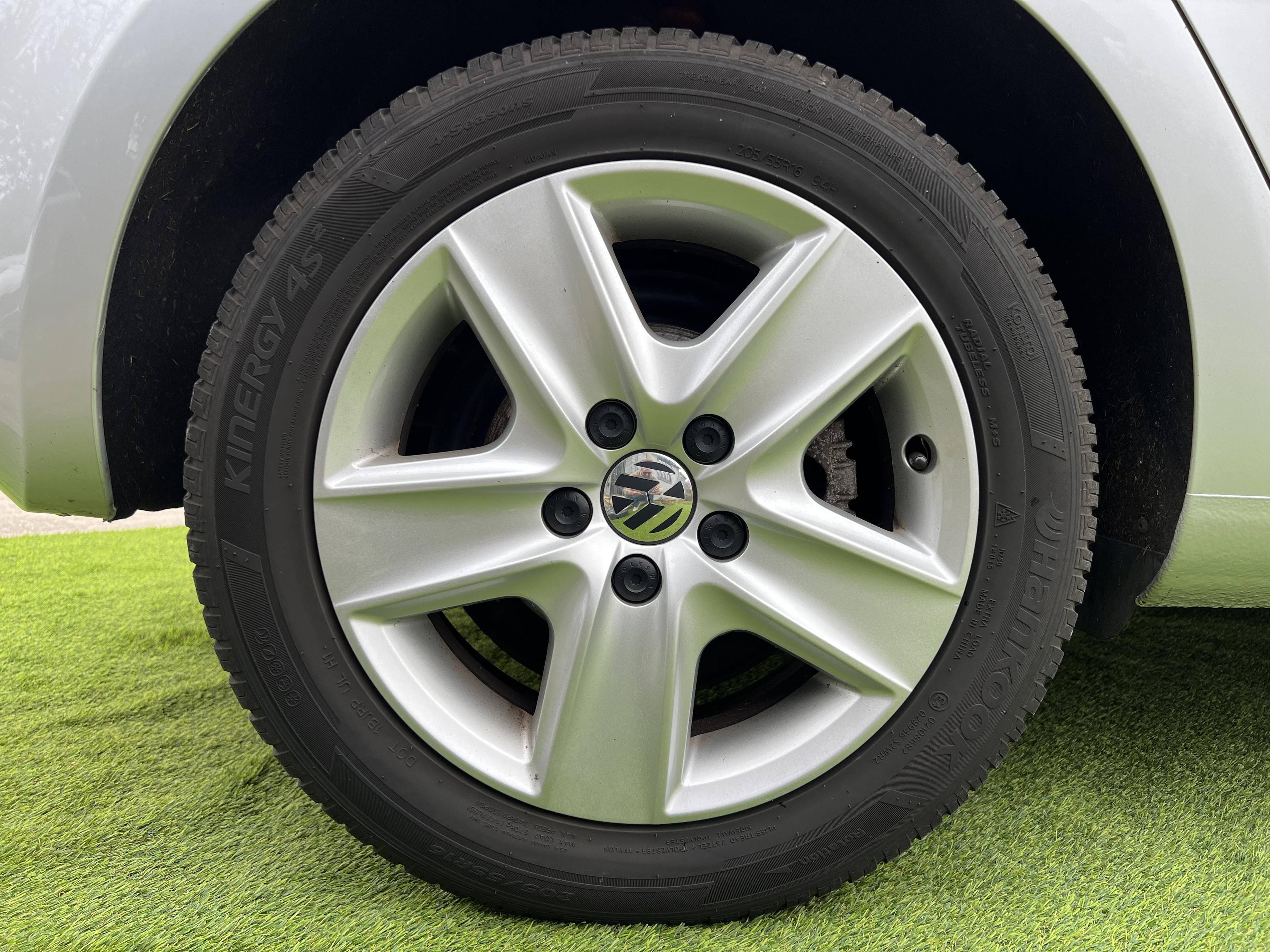 VOLKSWAGEN VOLKSWAGEN GOLF