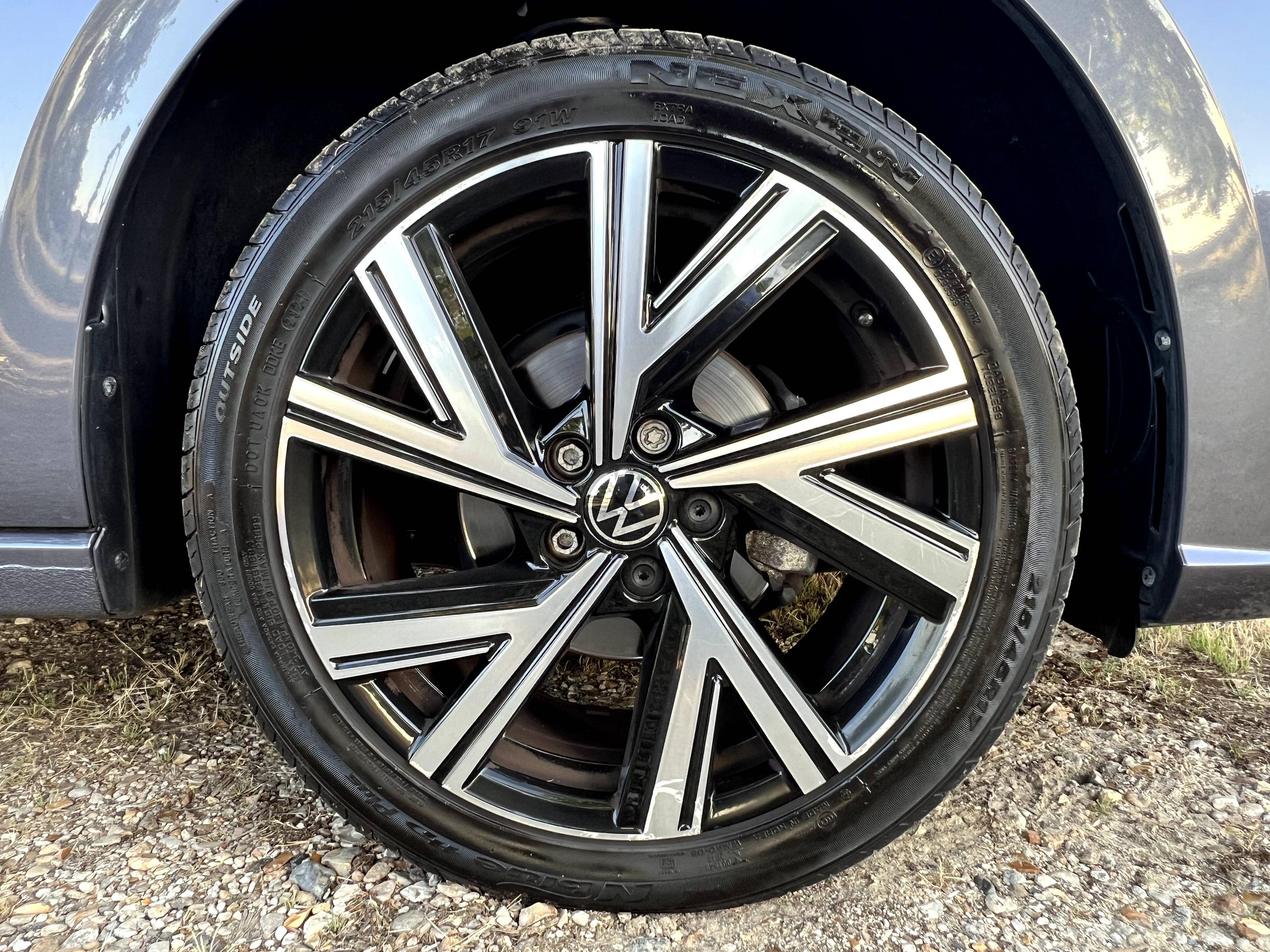 VOLKSWAGEN VOLKSWAGEN POLO