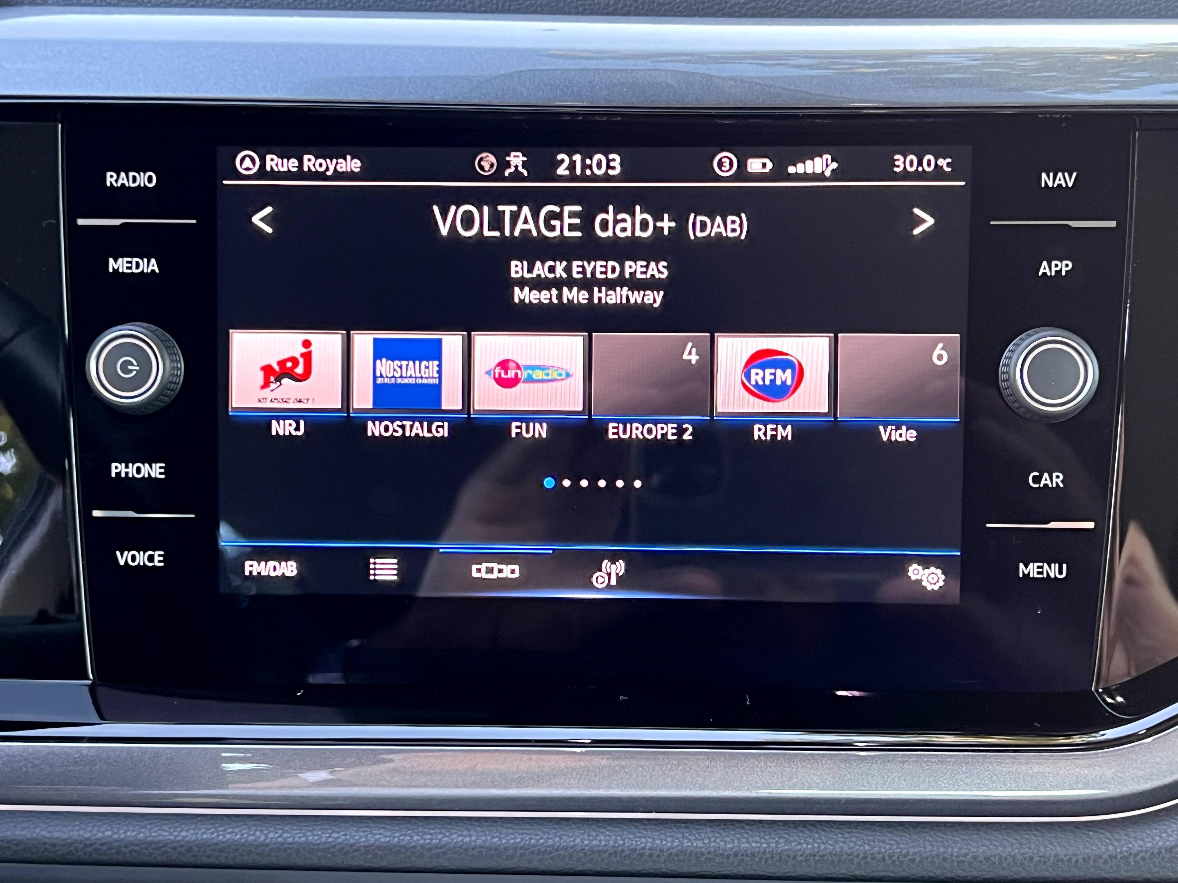 VOLKSWAGEN VOLKSWAGEN POLO