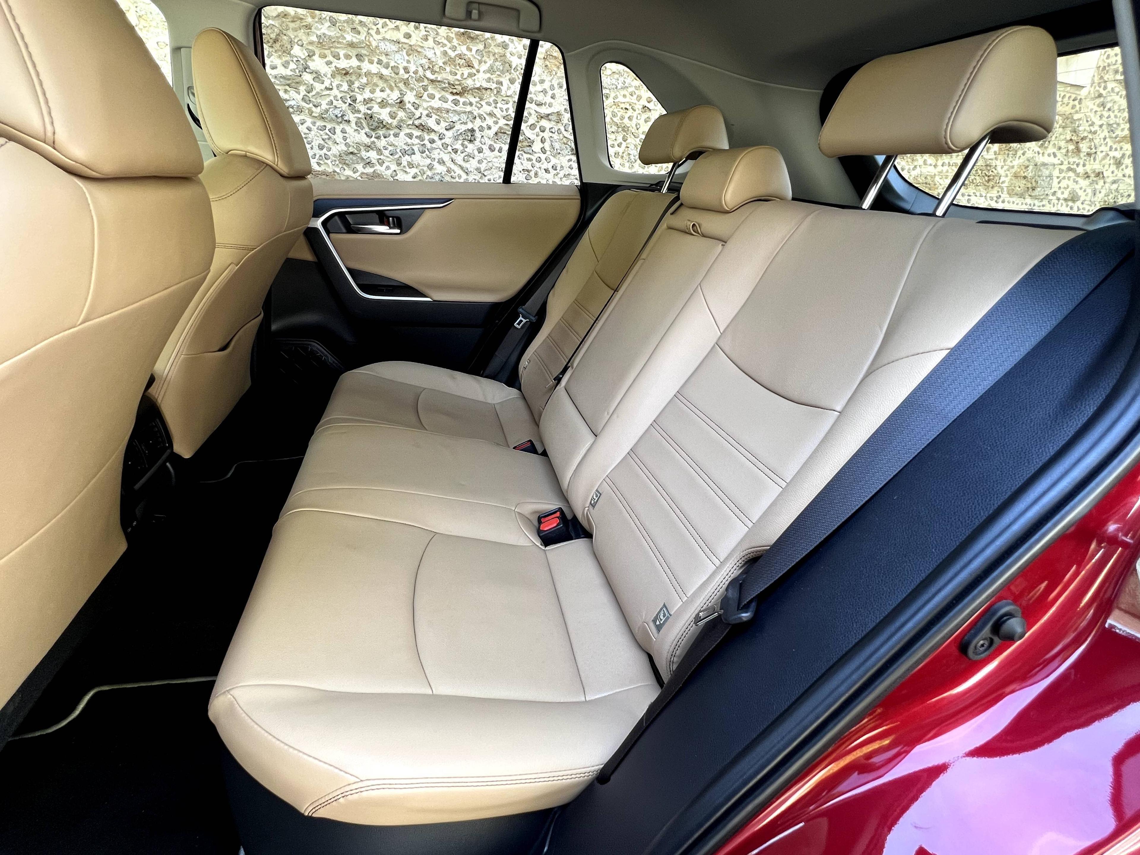 TOYOTA TOYOTA RAV4